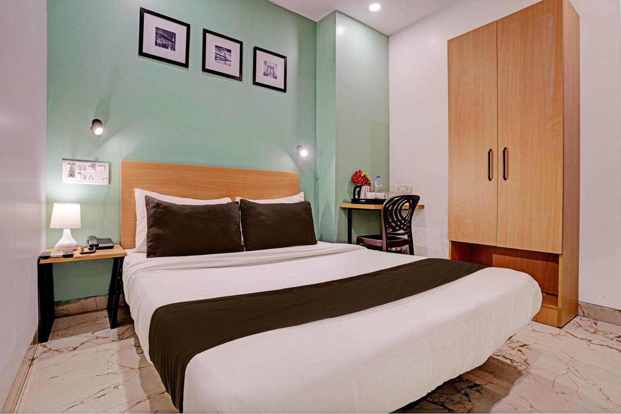 Hotel O Didar House Navi Mumbai Exteriör bild