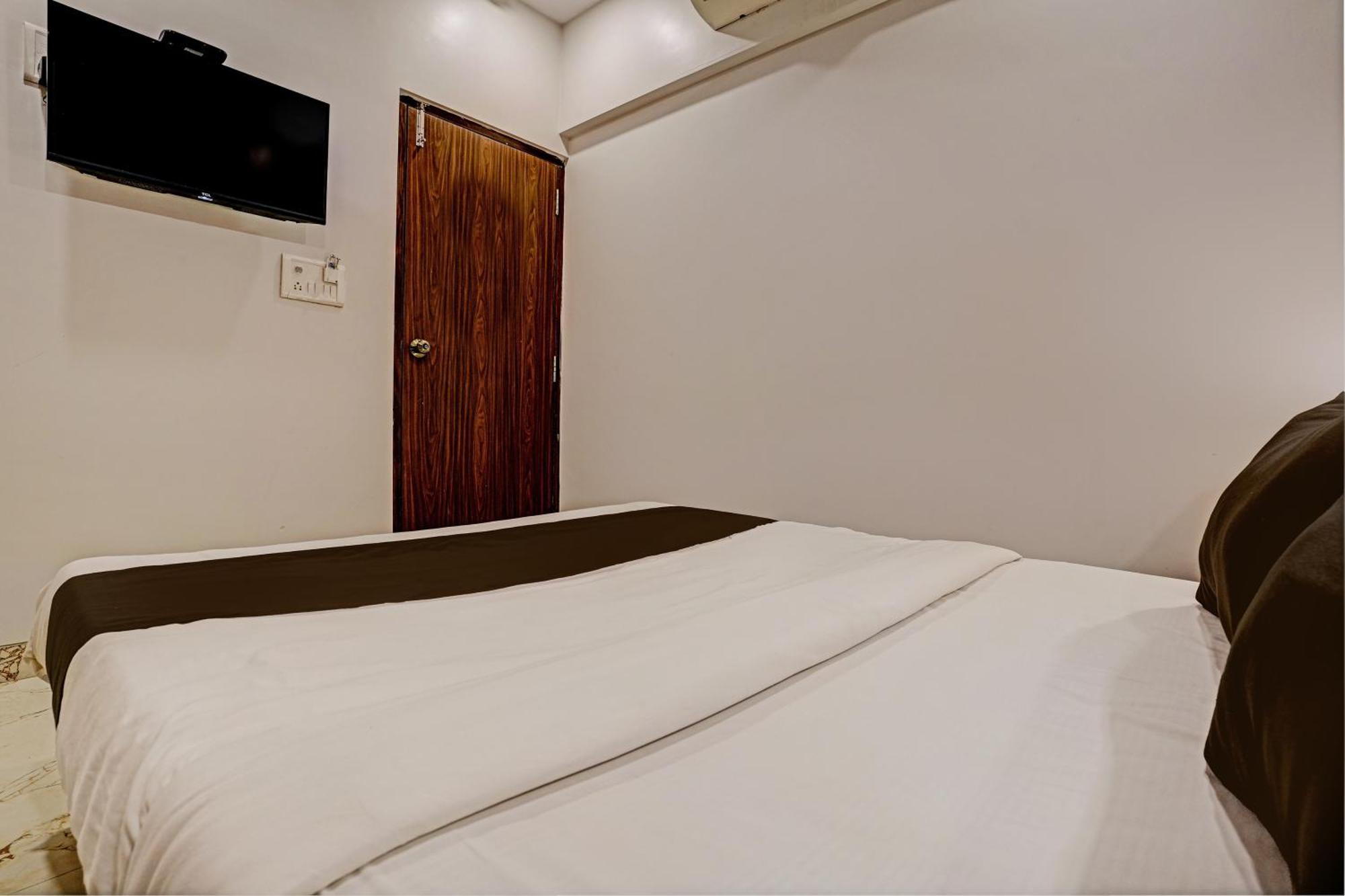 Hotel O Didar House Navi Mumbai Exteriör bild