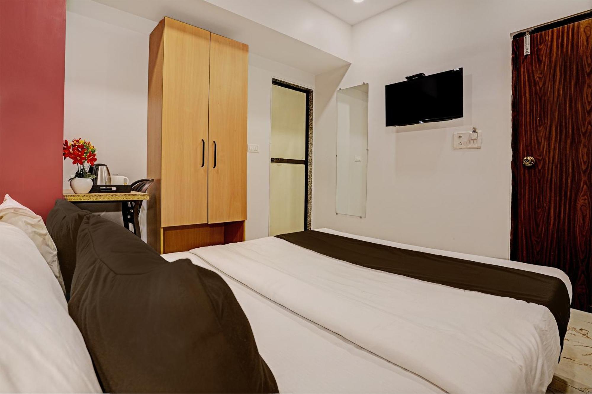 Hotel O Didar House Navi Mumbai Exteriör bild